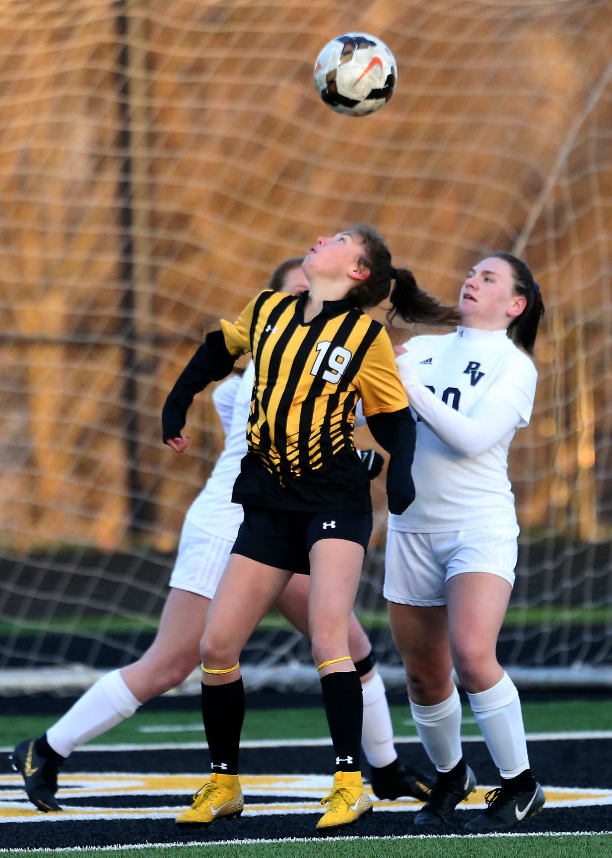 041219-qct-spt-pv-bett-soccer-011
